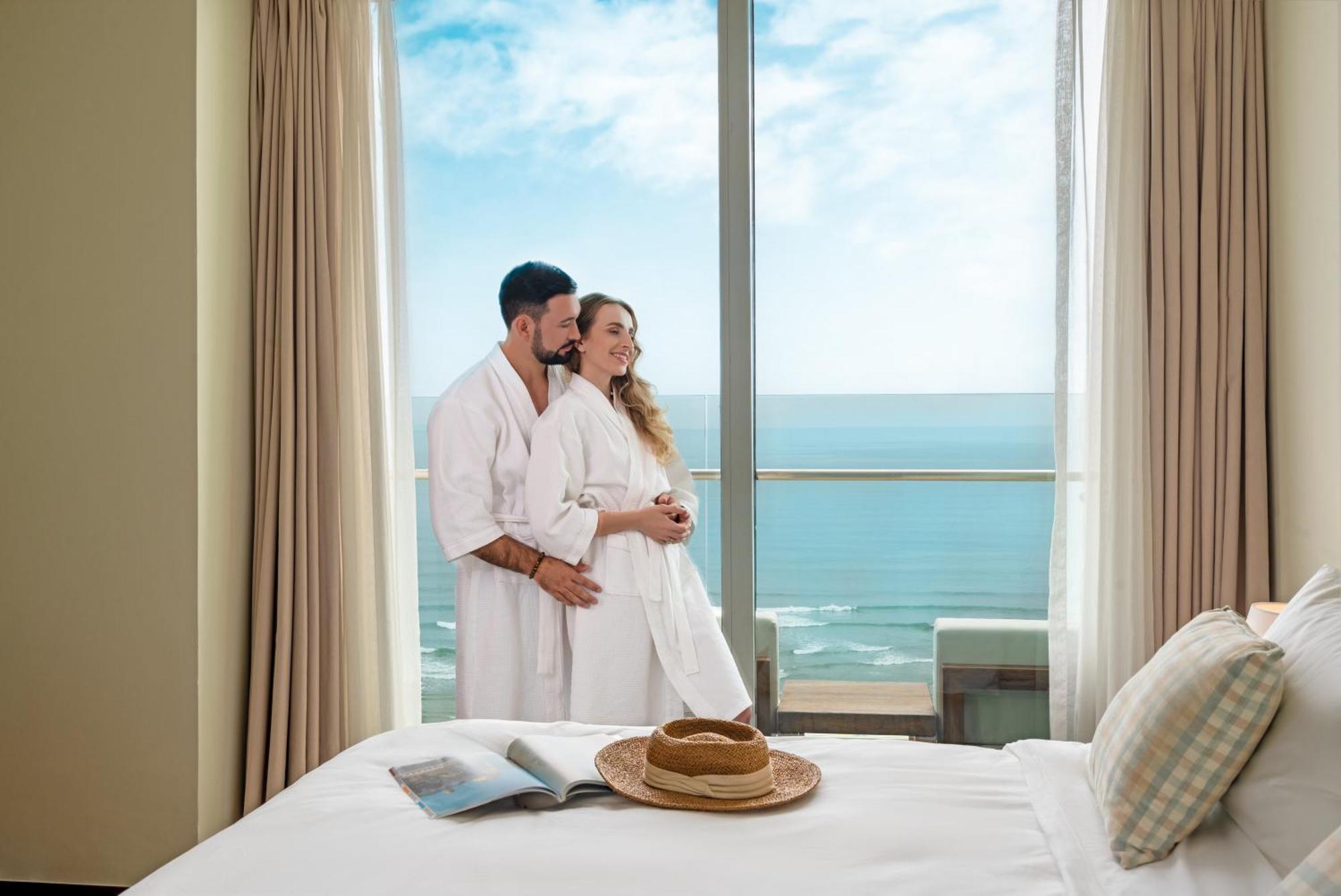 A La Carte Da Nang Beach Extérieur photo