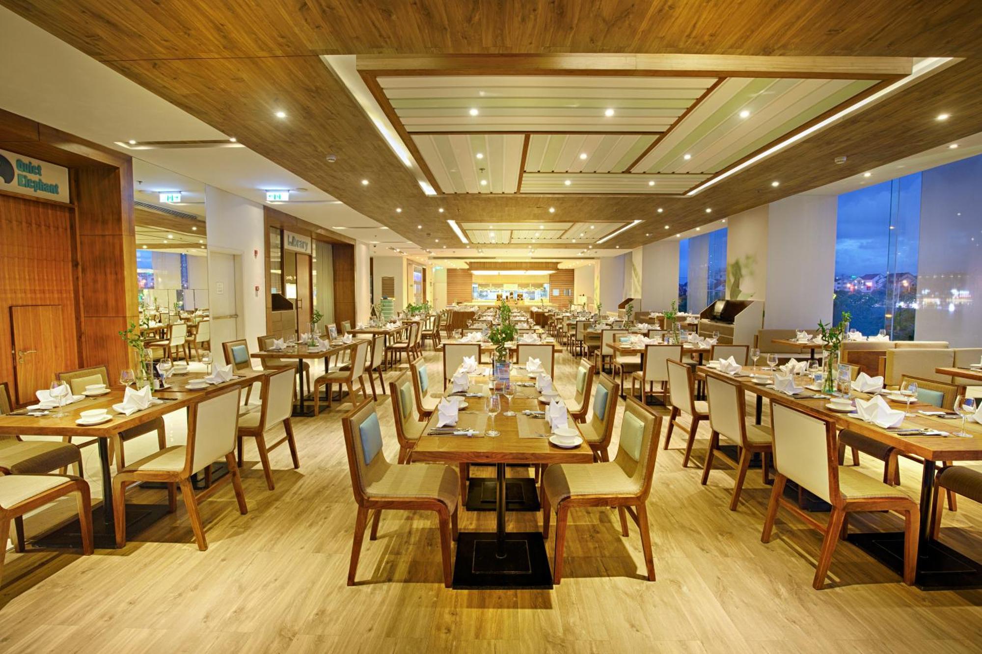 A La Carte Da Nang Beach Extérieur photo